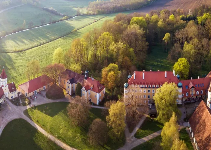 Naturschlosshotel Blumenthal Aichach
