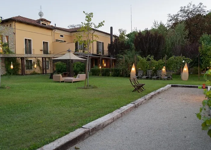 Hotels in Alba (Piedmont)