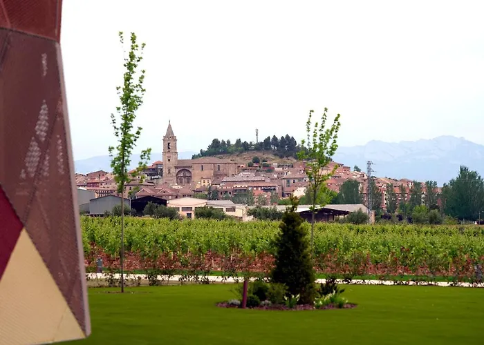 Navarrete Hotels