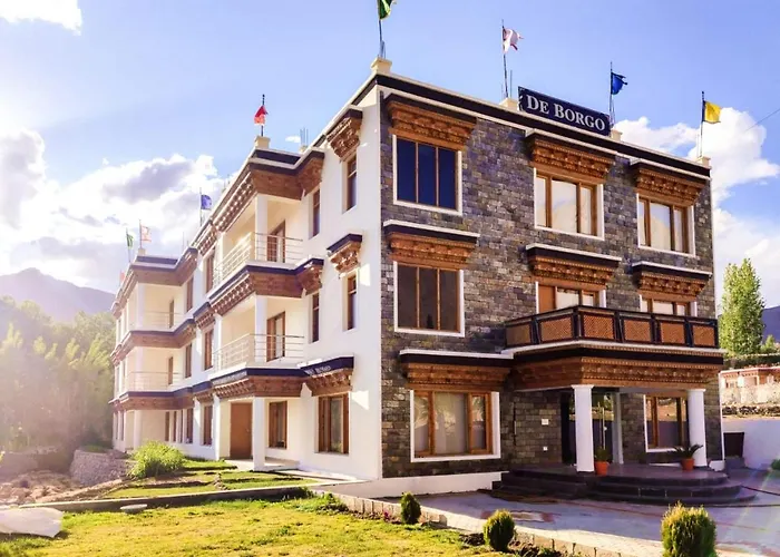 Luxury Hotels in Leh