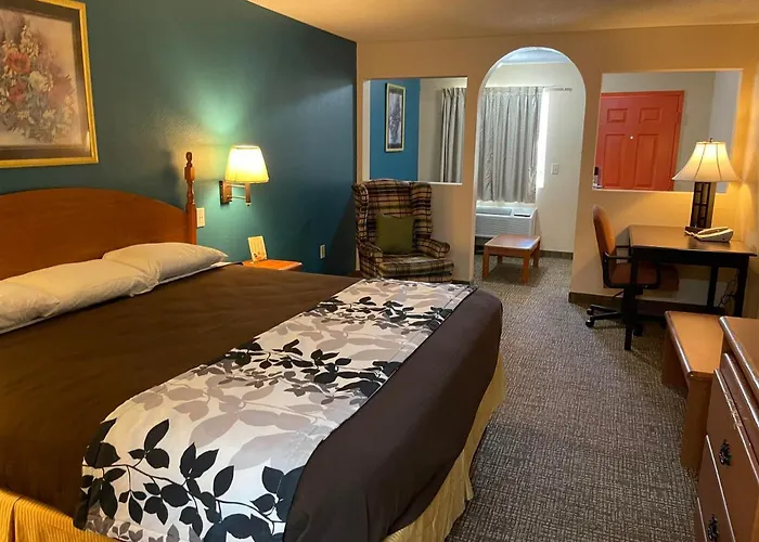 Ashwood Inn & Suites Rome