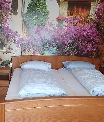Hotel Gasthaus Felseneck Staufenberg 