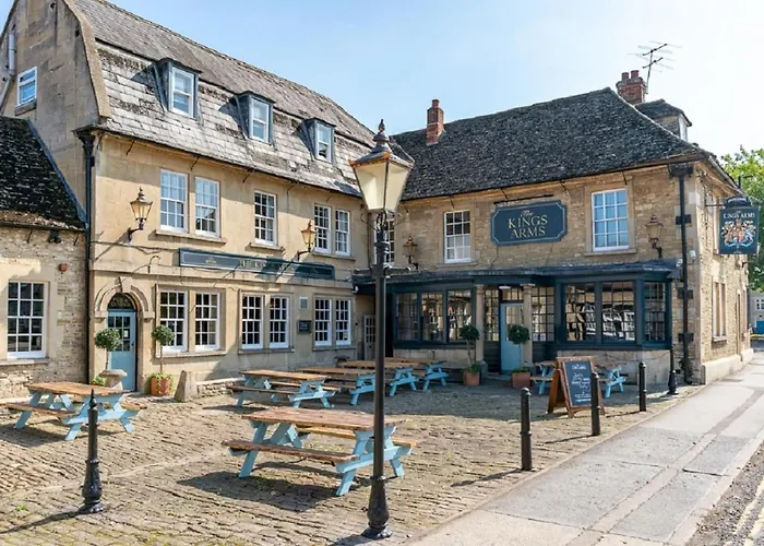 Melksham Hotels