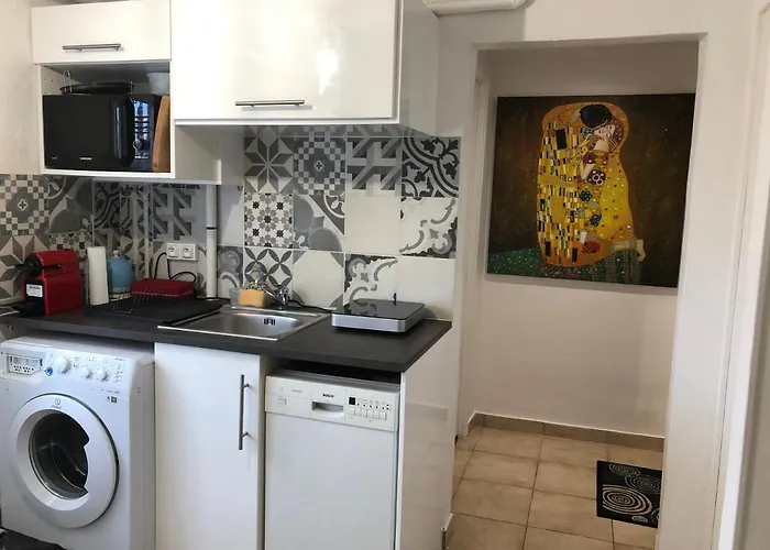 Room In House Near Lycee International St Germain En Laye Saint-Germain-en-Laye