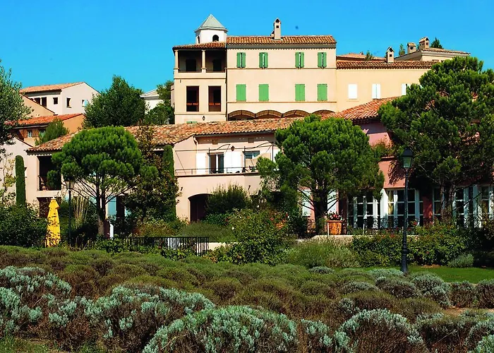 Pierre & Vacances Hotel Du Golf De Pont Royal En Provence Mallemort