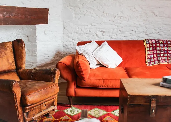 Totnes City Center Hotels