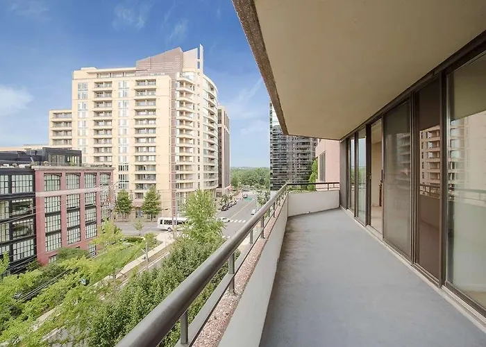 Oakwood Arlington Aparthotel