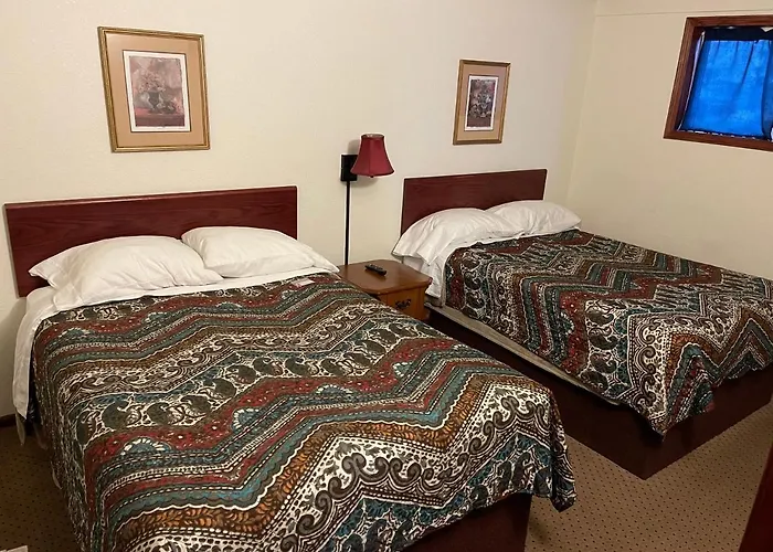 Highland Court Motel Fairmont