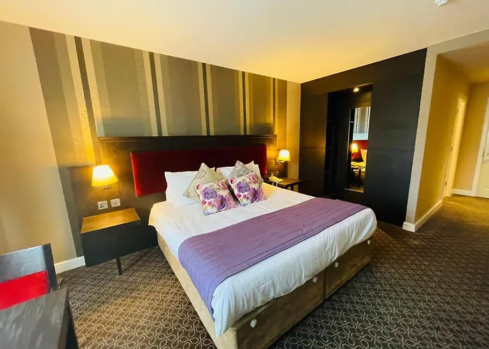 Burren Atlantic Hotel & Holiday Cottages