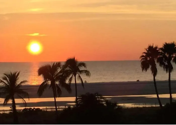 Paradise Found - Private Oasis With Heated Pool On Marco Island Hotel