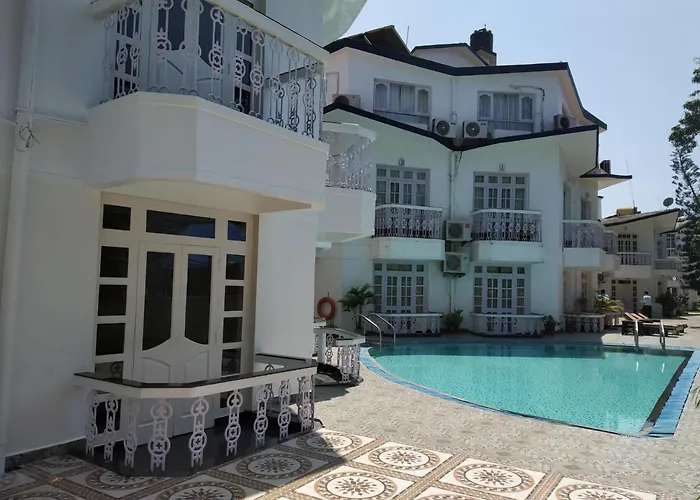 Sunset Beach Resort Candolim