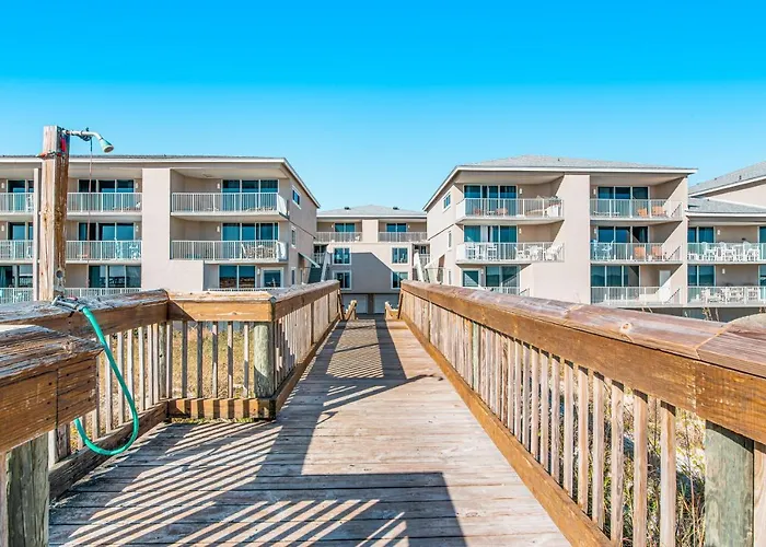 Starboard Village 3-321