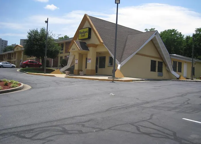 Temple Hills Hotels
