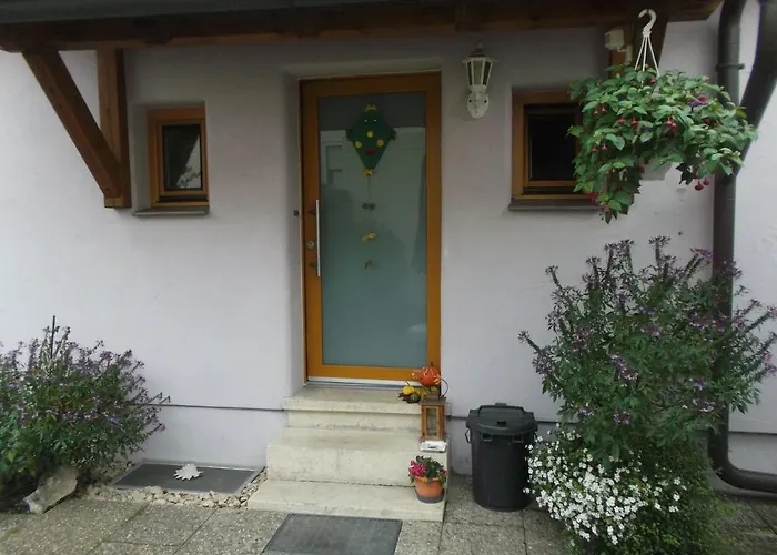 Pension/FeWo E. Tschernach