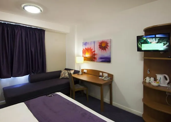 Hotels in Dover