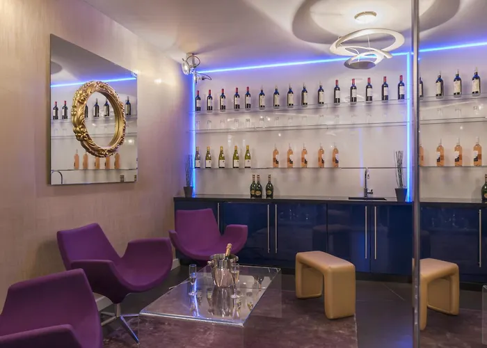 Le Bon Hôtel Neuilly-sur-Seine