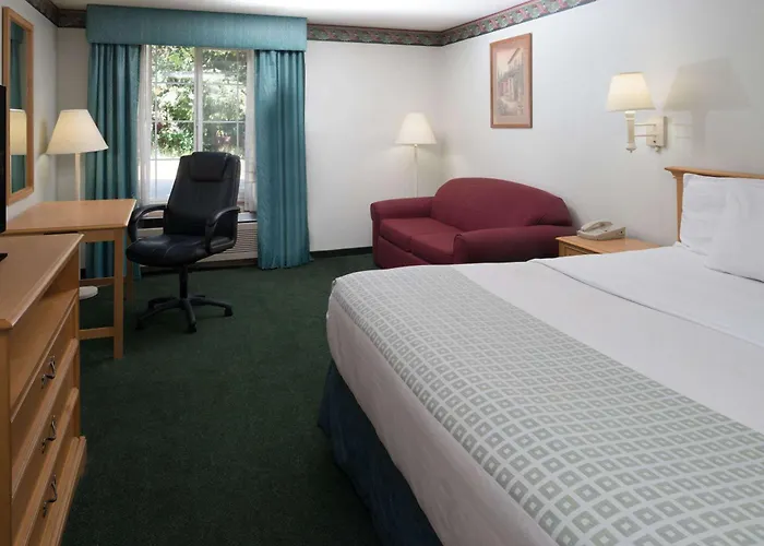 Baymont By Wyndham Coeur D Alene Hotel Coeur d'Alene