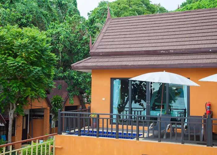Phi Phi Long Beach Resort & Villa