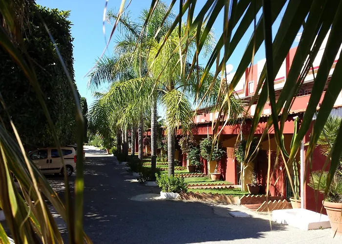 Residence Hotel Felix Ricadi