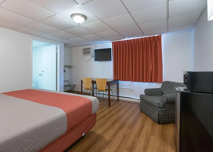 Frackville Hotels