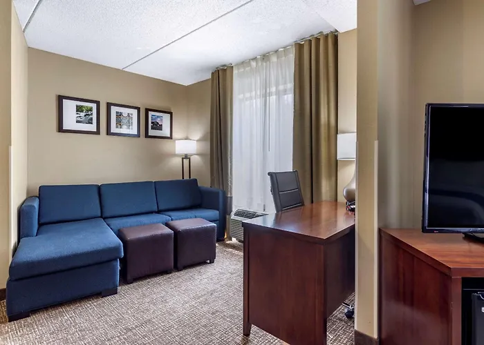 Comfort Suites Manchester Near Arnold Afb