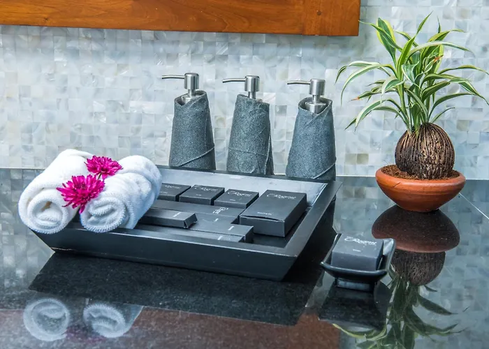 Earl'S Regent Hotel Kandy