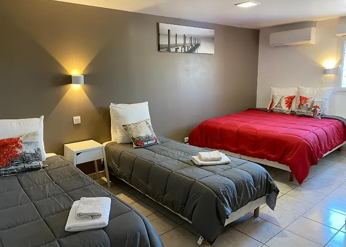 LOGIS Hôtel La Chaumière Marseillan 