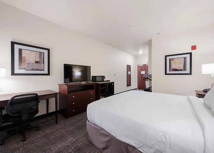 Urbana Hotels