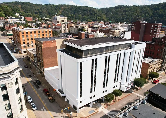 Mclure Hotel