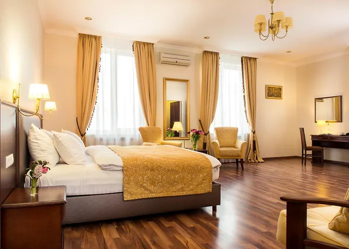 Greguar Hotel By Uhm