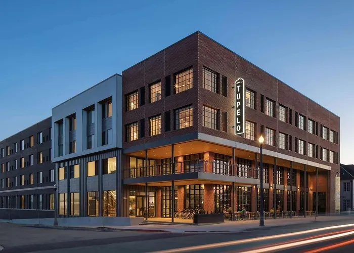 Tupelo City Center Hotels