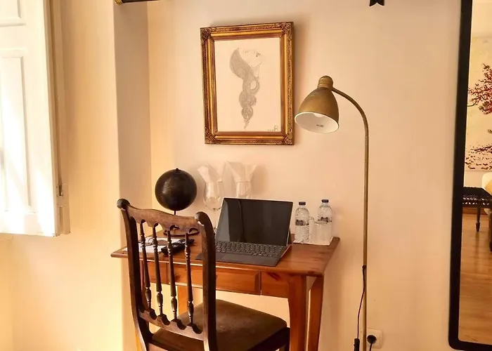 Casa Do Criativo Bed&Breakfast Almada