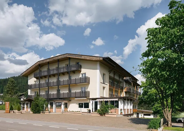 Hotel Chasca Living Dobbiaco