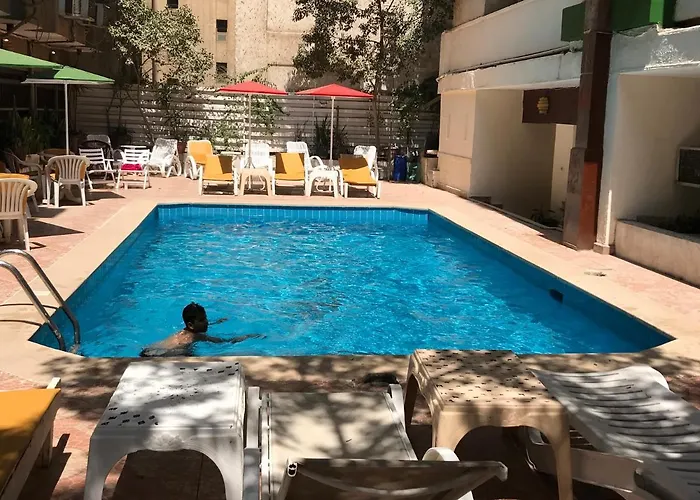Indiana Hotel Giza