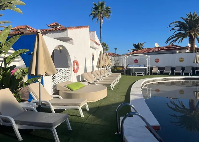 Rainbow Golf Bungalows, Gay Men-Only Resort Maspalomas 