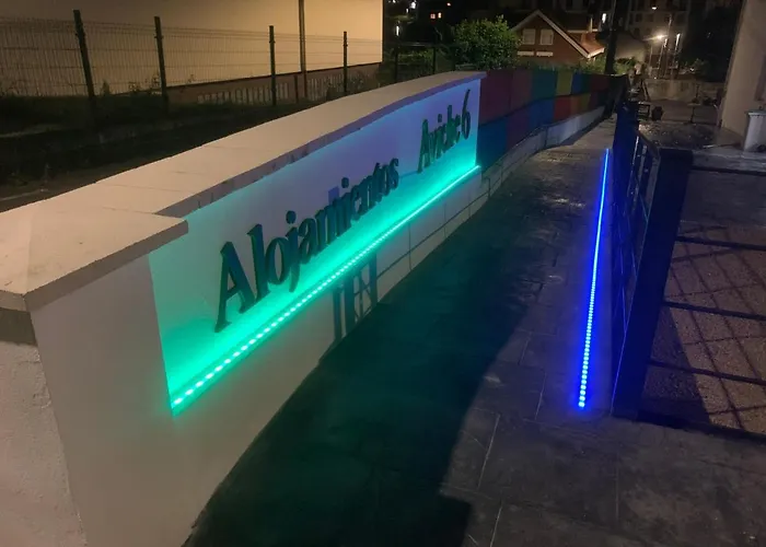 Hotel Alojamientos Aviche 6 Santander