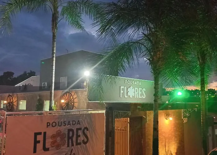 Pousada Flores Em Vida Olímpia