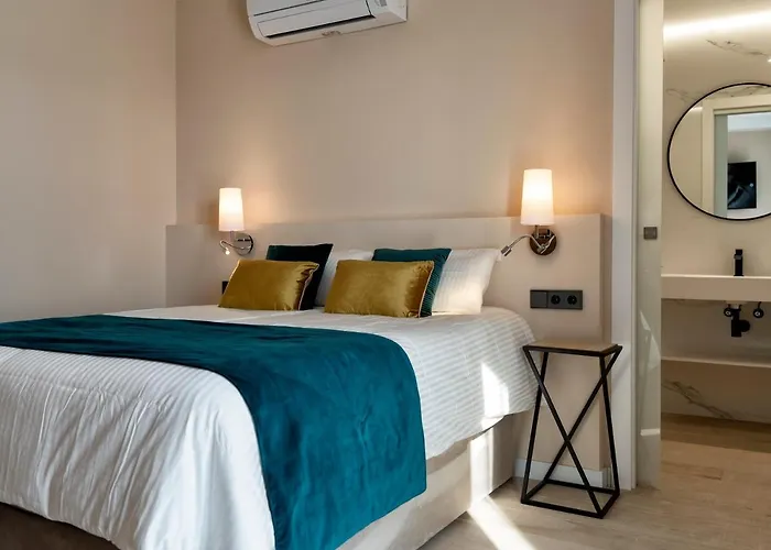 Hotel Castellpetit Castelldefels