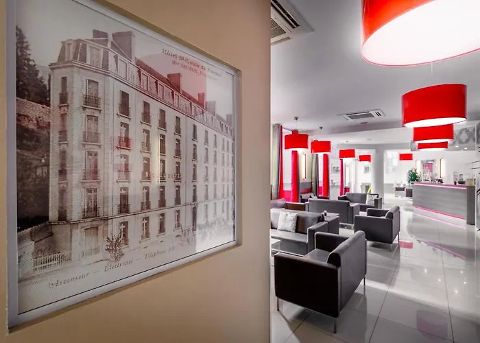 Hotel Saint Louis De France