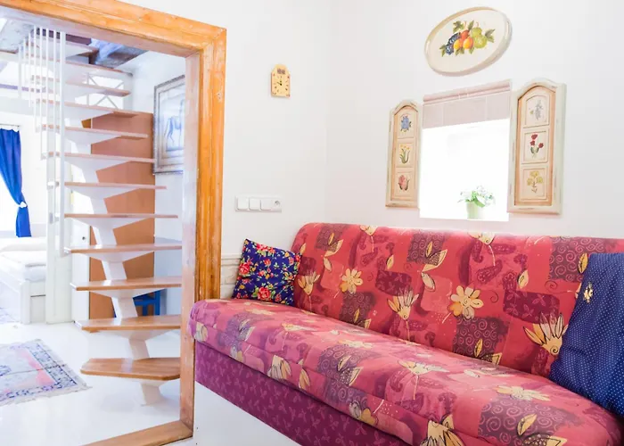 Alice Apartment House Prag