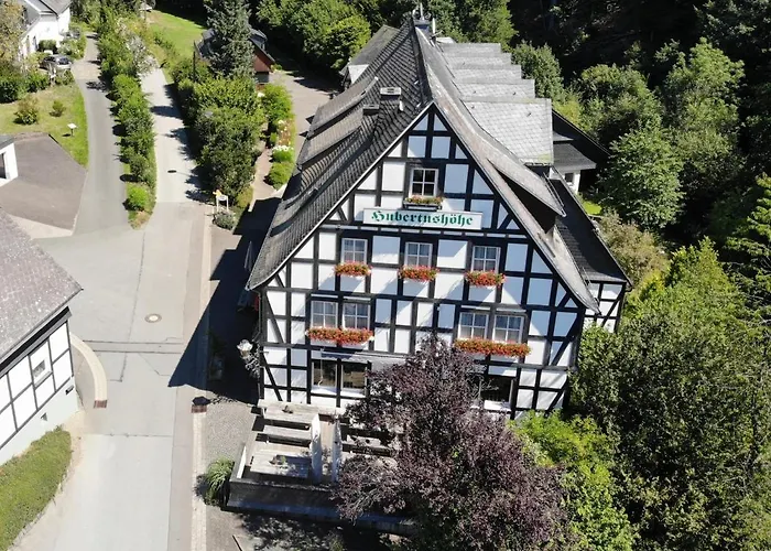 Hotel & Gasthof Hubertushoehe - Ihr Hotel Fuer Urlaub Mit Hund Schmallenberg