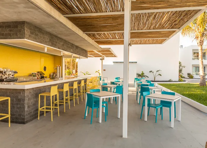 Oasis Lanz Beach Mate Costa Teguise