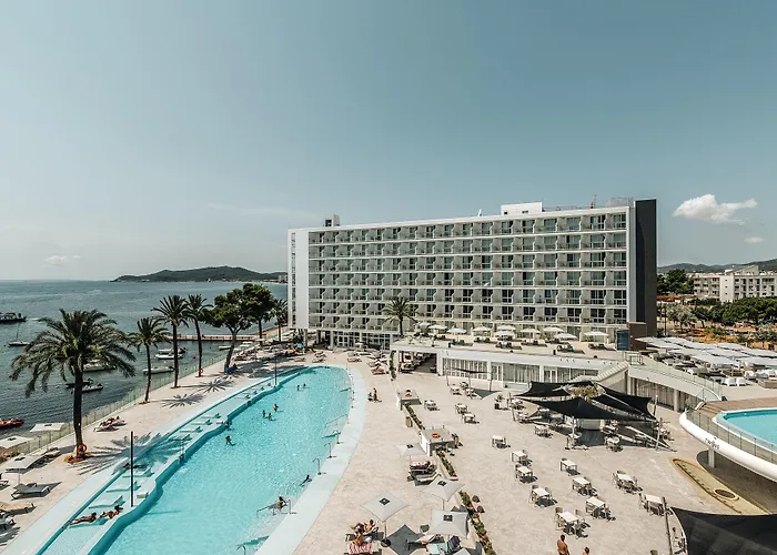 The Ibiza Twiins - 4* Sup Hotel Playa d'en Bossa