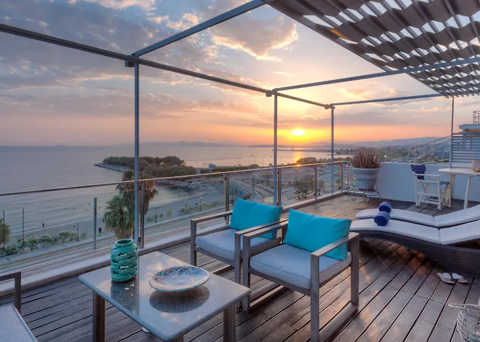 Tropical Hotel Seafront Boutique Athene