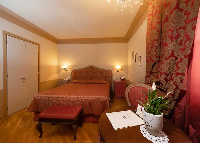 San Luca Palace Lucques
