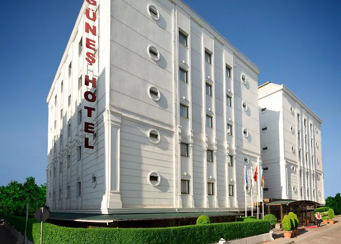 Guenes Hotel Merter Istanboel