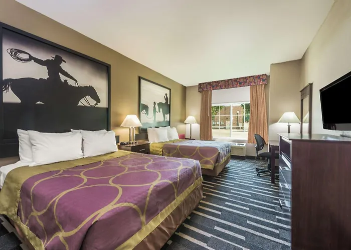 Super 8 By Wyndham Fort Worth North