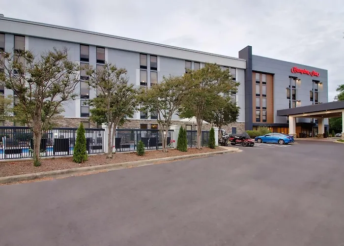 Hampton Inn Birmingham-Colonnade 280