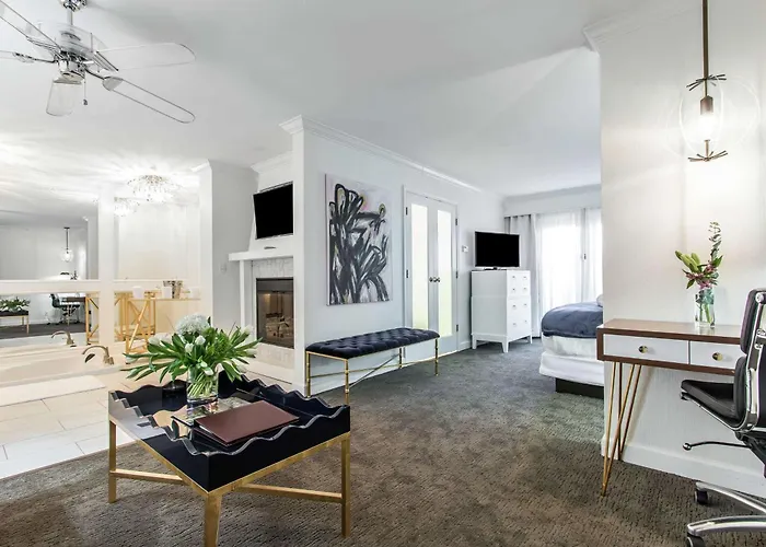 The Burgundy Hotel, Tapestry Collection By Hilton Little Rock