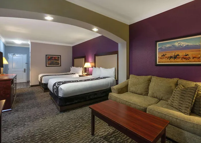 Loveland Hotels
